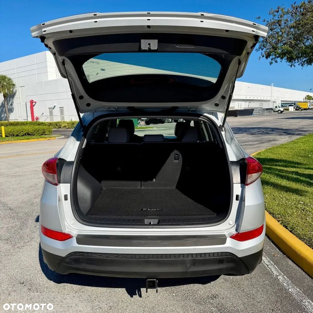 Hyundai Tucson - 18