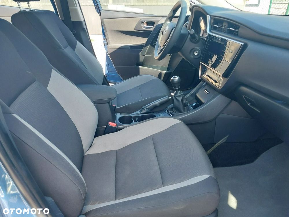 Toyota Auris 1.33 VVT-i Active - 12