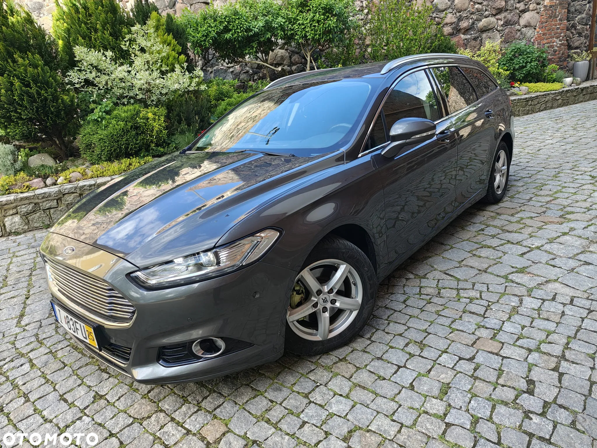 Ford Mondeo - 30