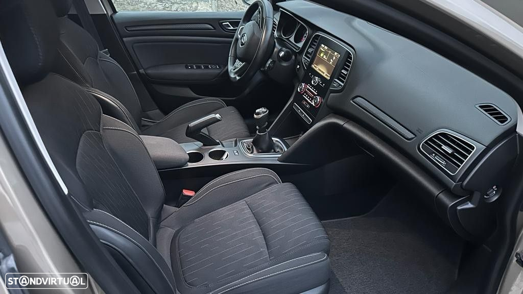 Renault Mégane Sport Tourer 1.5 dCi Limited - 11