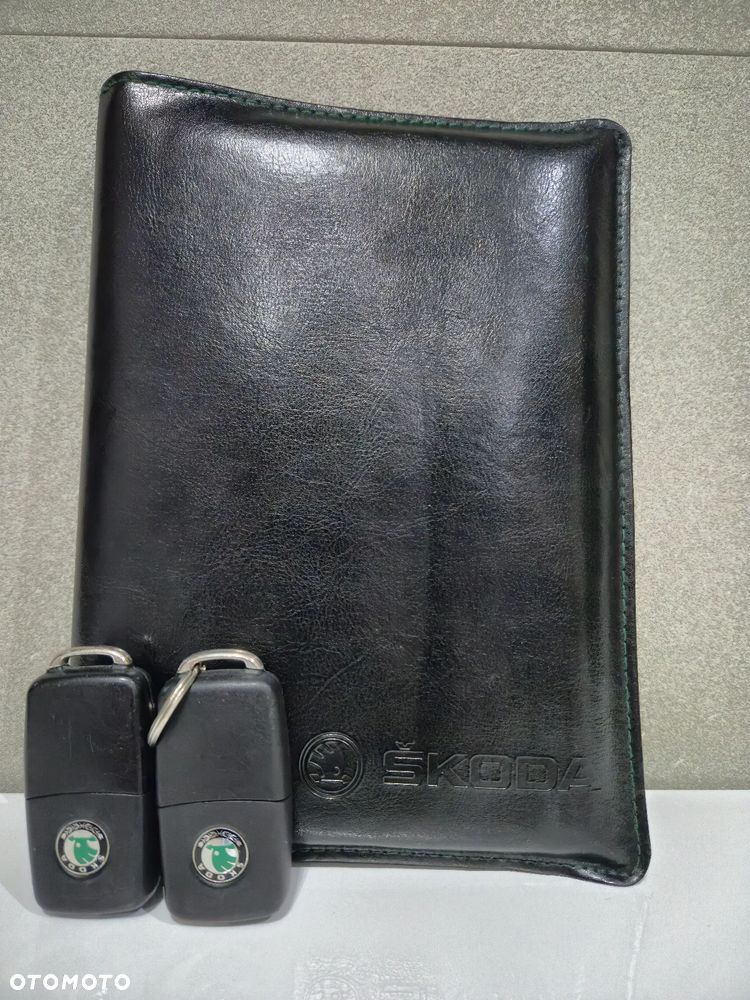 Skoda Octavia 1.6 TDI DPF FAMILY - 16