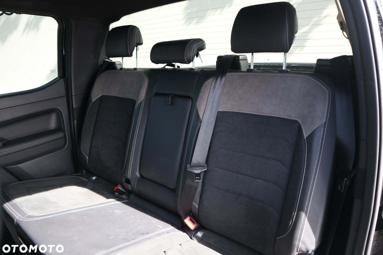 Volkswagen Amarok STYLE - 25