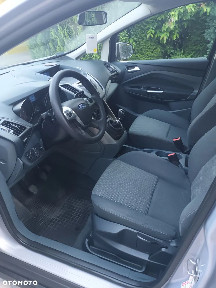 Ford C-MAX - 10