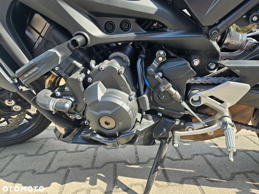 Yamaha MT - 2