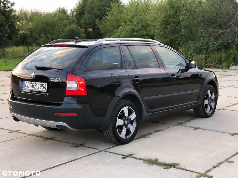 Skoda Octavia 2.0 TDI DPF 4x4 DSG Scout - 5