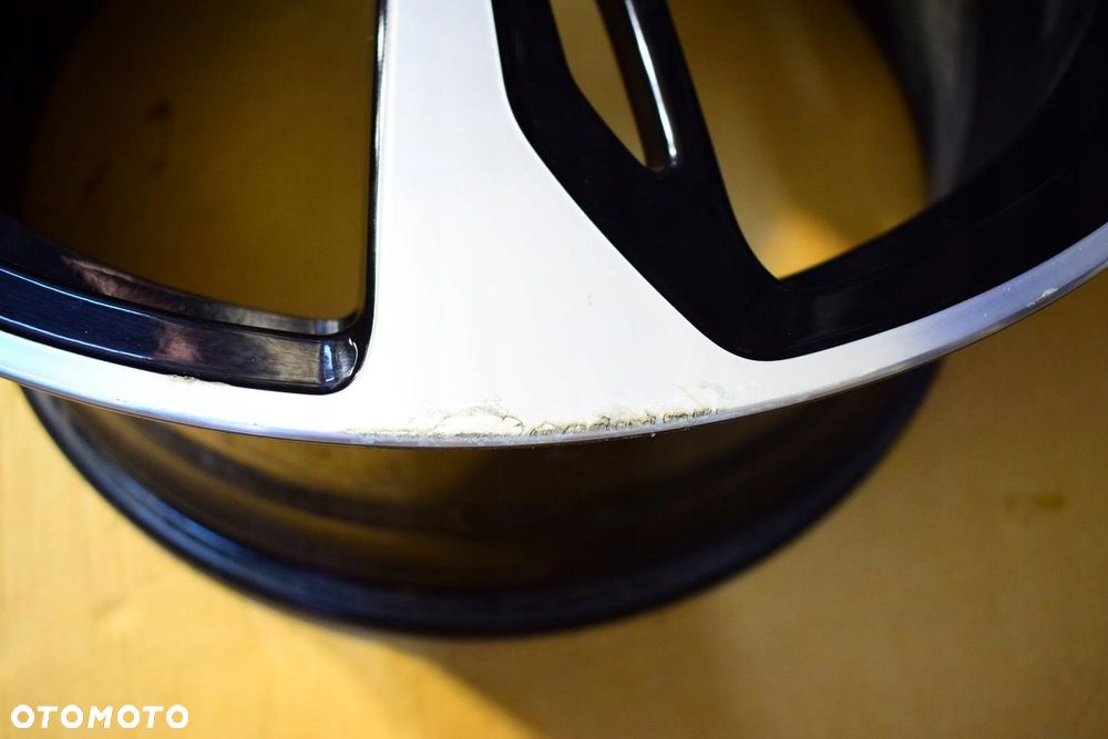 AUDI 19 ,,S-Line TT RS 8S0 Oryginał - 5