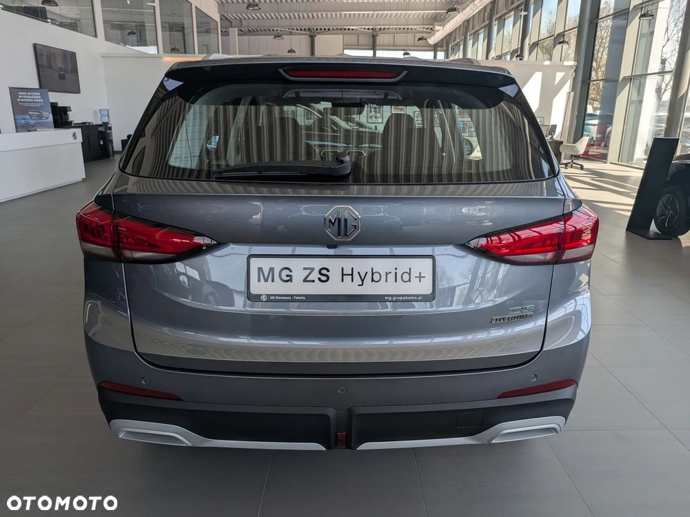 MG ZS Hybrid+ - 5