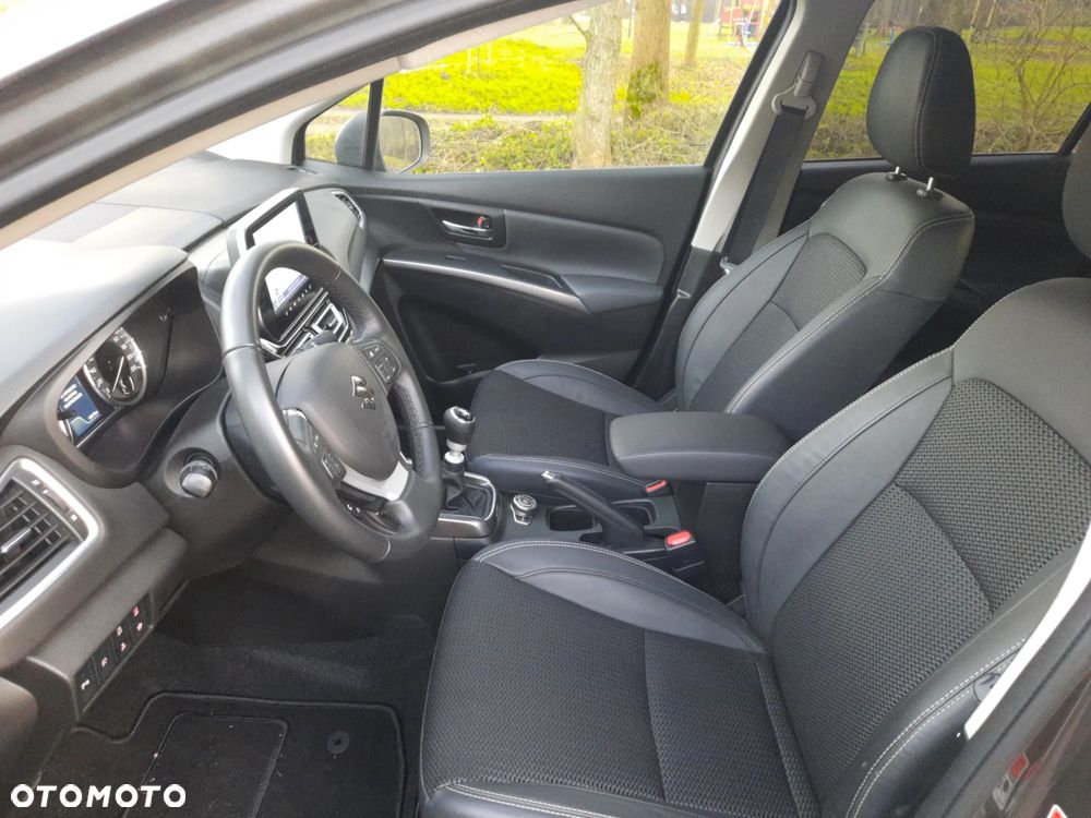 Suzuki SX4 S-Cross - 10