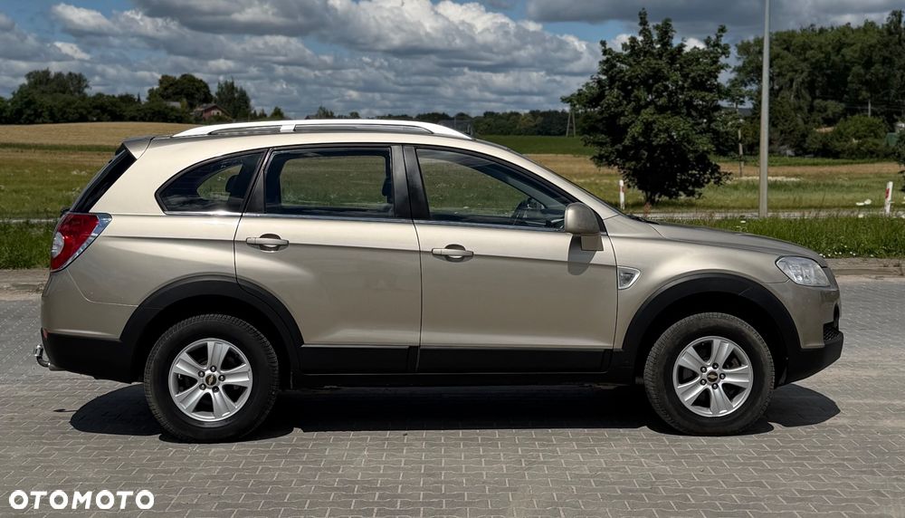 Chevrolet Captiva - 14