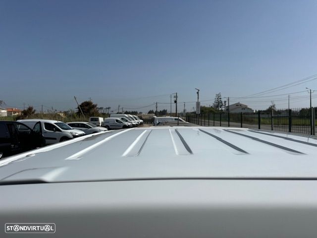 Peugeot PARTNER LONGA 3 LUGARES - 15