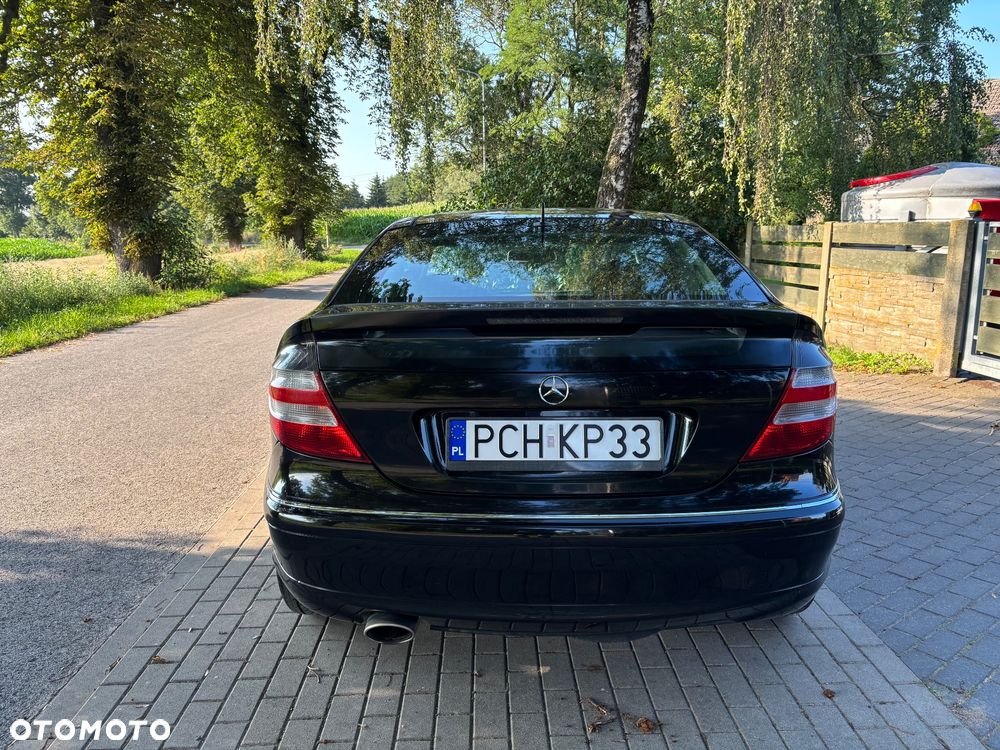 Mercedes-Benz Klasa C 230 Avantgarde Sport Edition - 7
