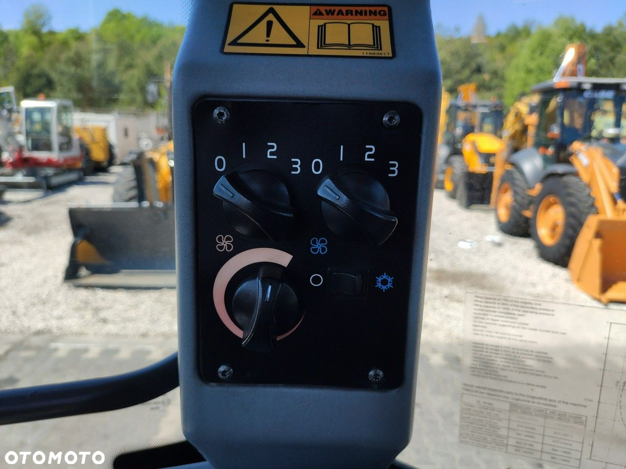 Volvo BL61+ ( KLIMA ) - 22