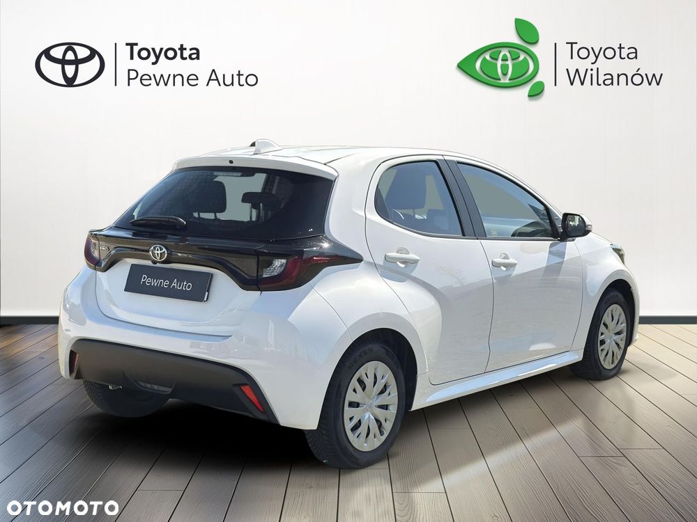 Toyota Yaris - 5