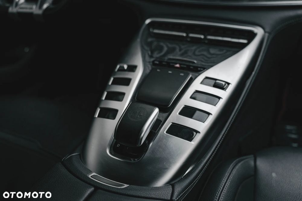 Mercedes-Benz AMG GT 53 4Matic+ 4D Speedshift TCT 9G - 8
