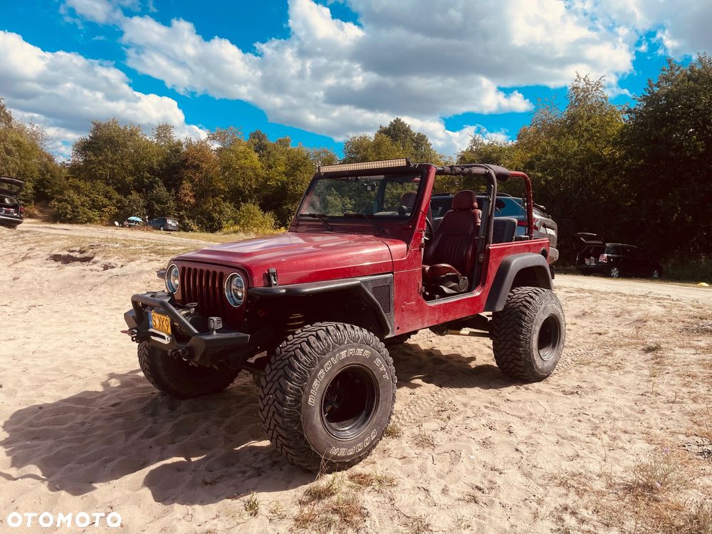 Jeep Wrangler - 21