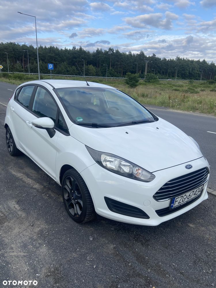 Ford Fiesta - 2