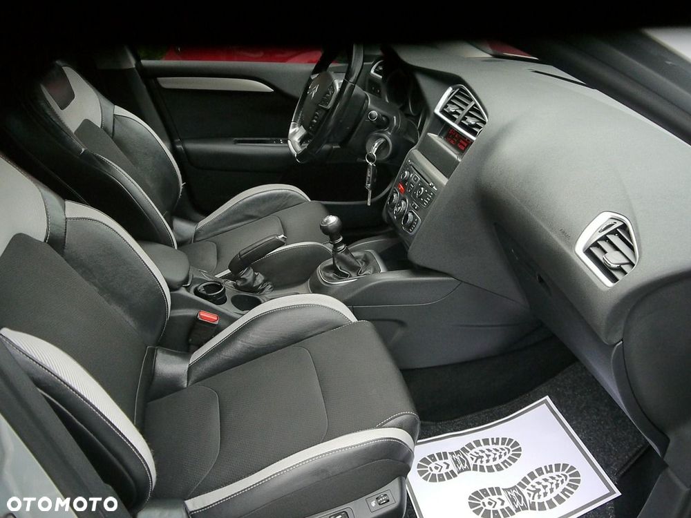 Citroën C4 e-HDi 110 Selection - 29