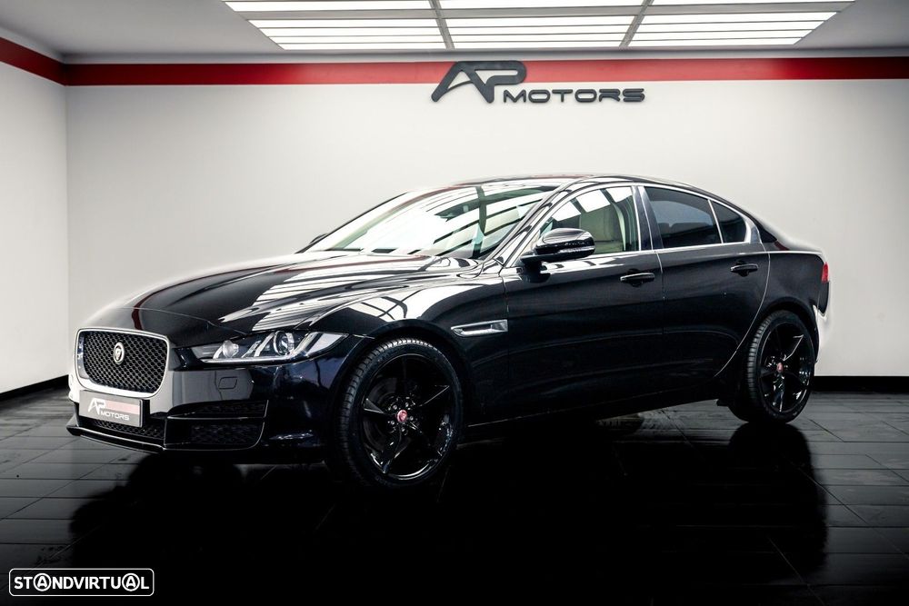 Jaguar XE 2.0 D Prestige Aut. - 2