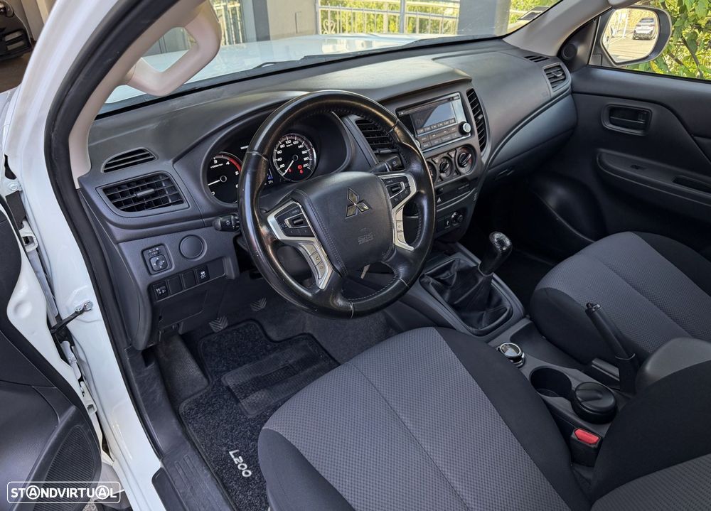 Mitsubishi L200 2.3 DI-D Space Cab Invite 4WD - 7