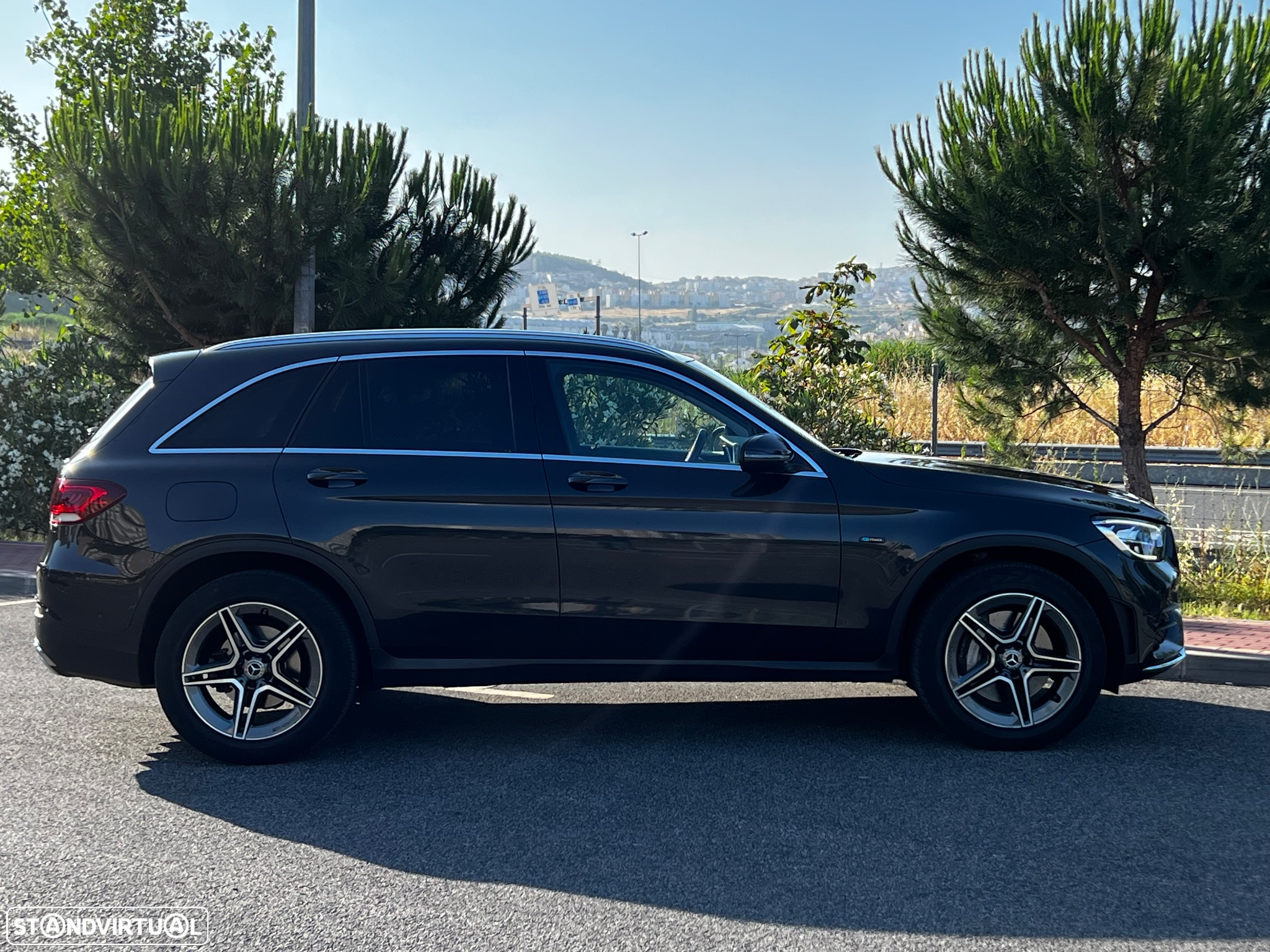 Mercedes-Benz GLC 300 de 4Matic - 12