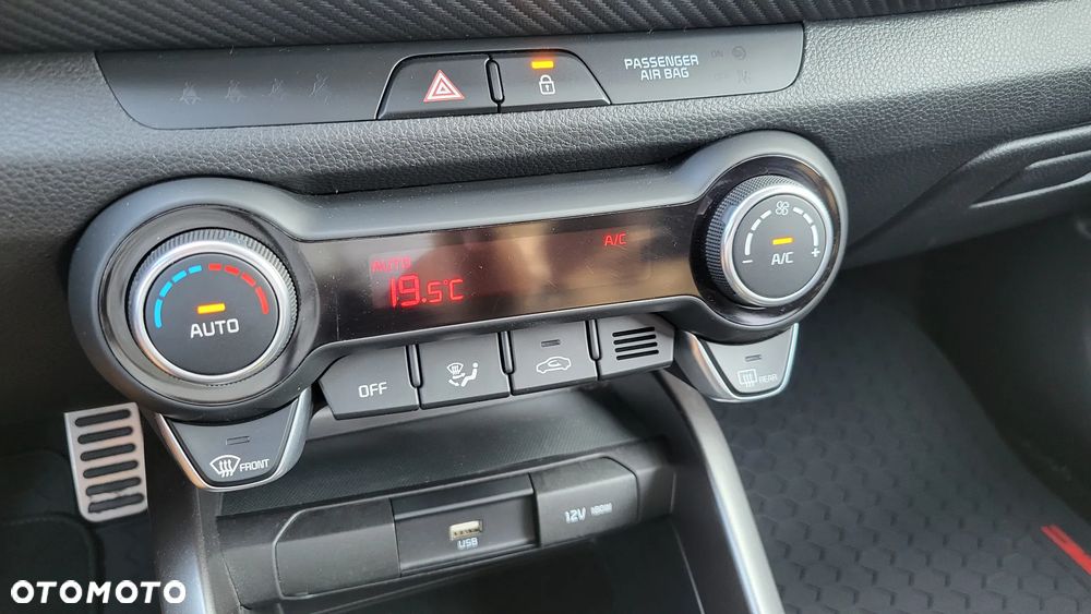 Kia Stonic 1.0 T-GDI MHEV GT Line DCT - 31