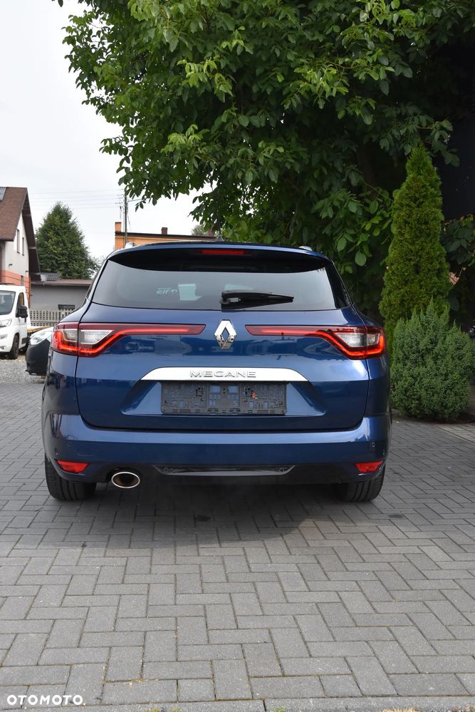 Renault Megane ENERGY TCe 160 EDC BOSE EDITION - 12