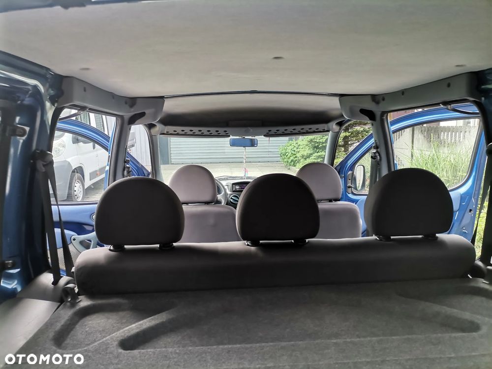 Fiat Doblo - 16