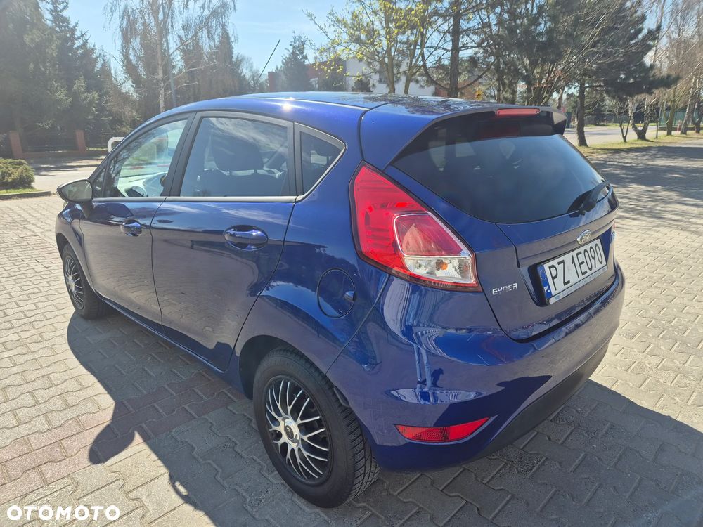 Ford Fiesta 1.0 Ambiente - 11