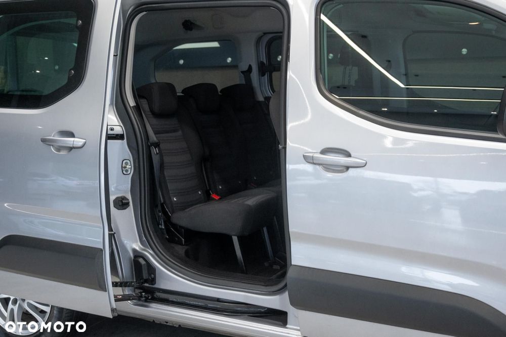 Opel Combo - 36