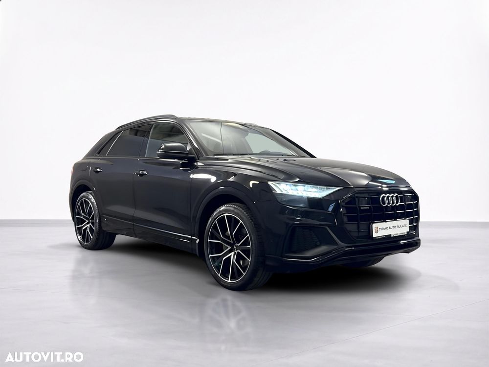Audi Q8 - 8
