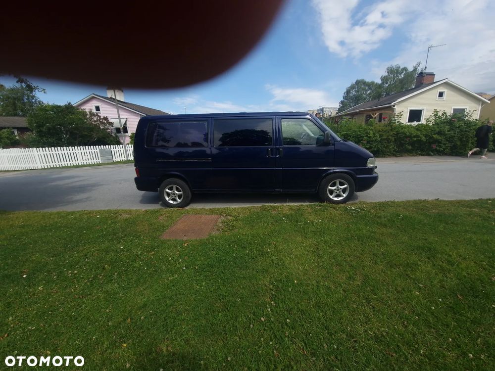 Volkswagen Caravelle - 5