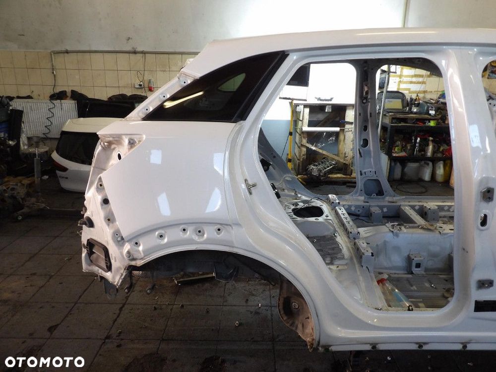 MAZDA CX-3 LIFT BŁOTNIK TYŁ PRAWY 25D - 1