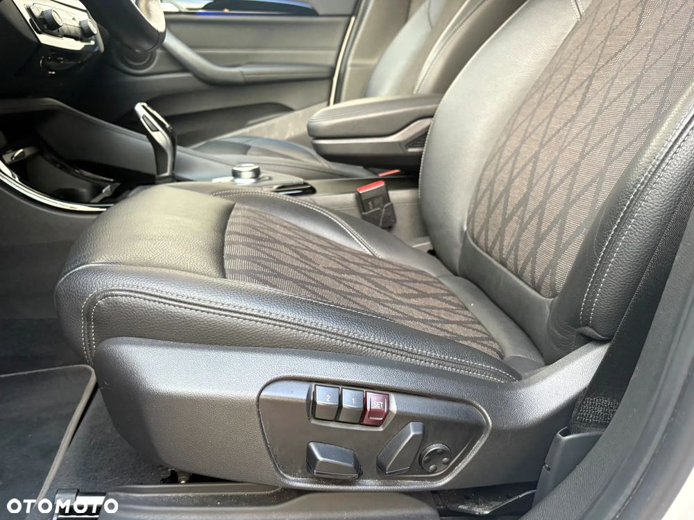 BMW X1 sDrive18i xLine - 4