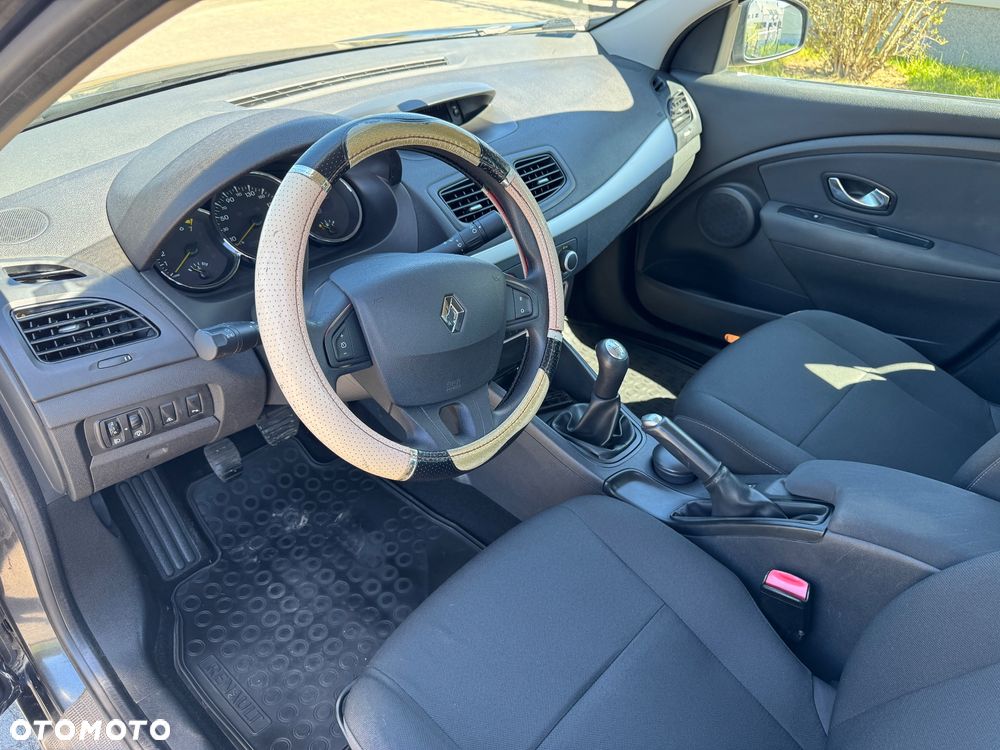 Renault Fluence - 16