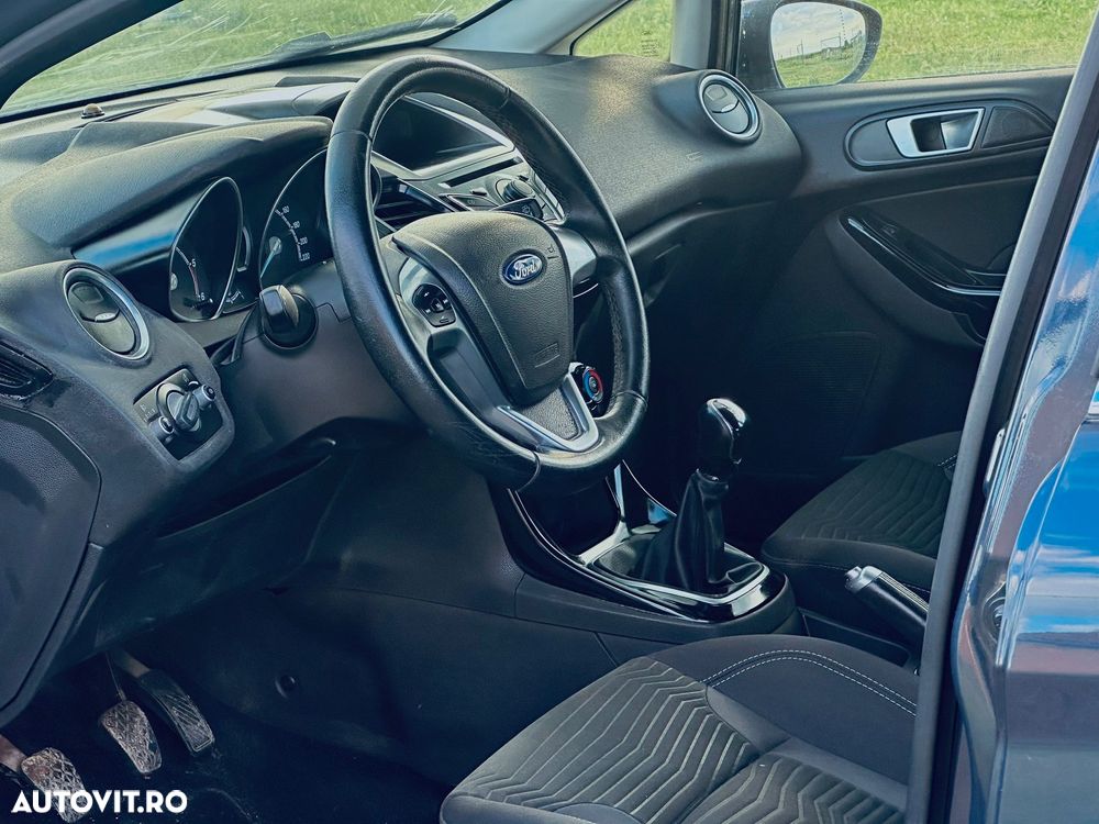 Ford Fiesta - 2