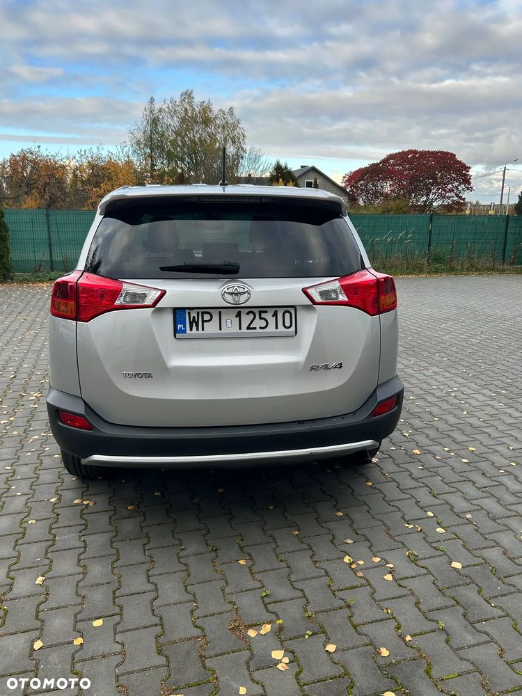 Toyota RAV4 2.0 D-4D Premium 4x2 - 6