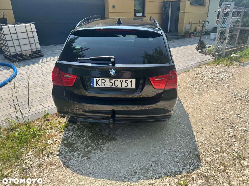 BMW Seria 3 318d - 6