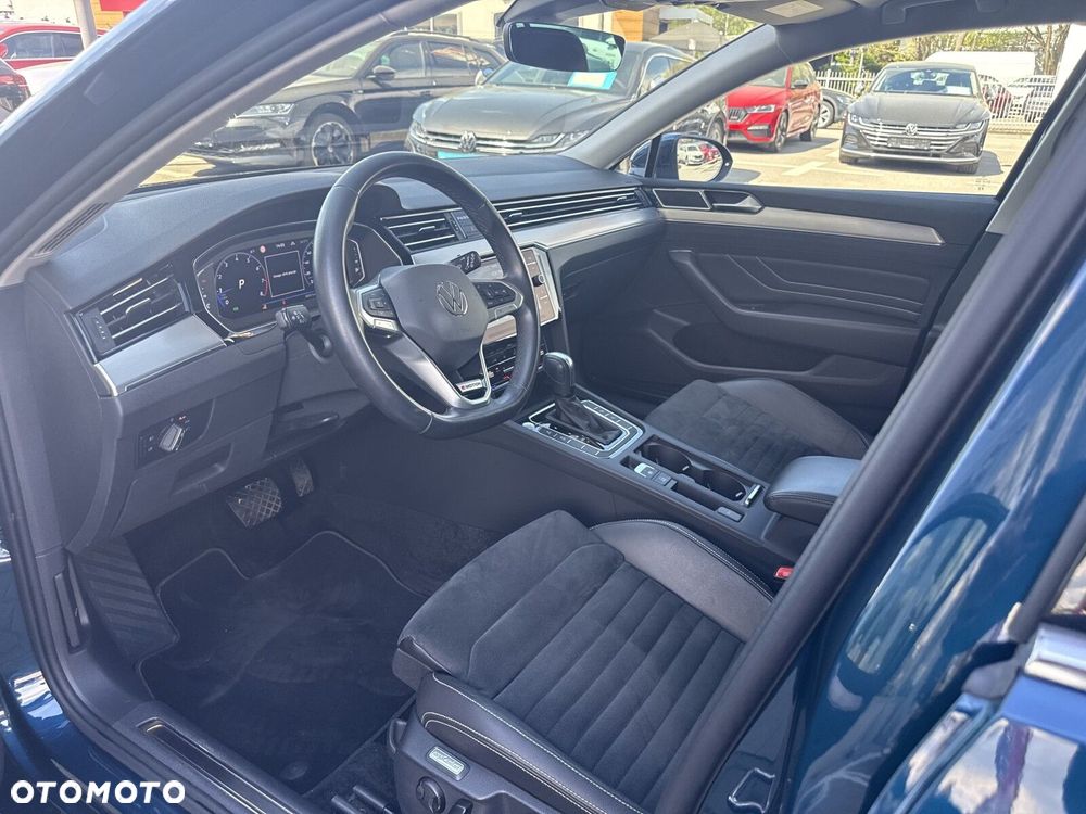 Volkswagen Passat Variant 2.0 TSI 4Mot Elegance DSG - 10