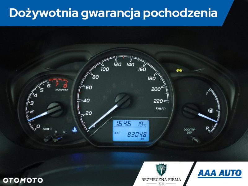 Toyota Yaris - 10