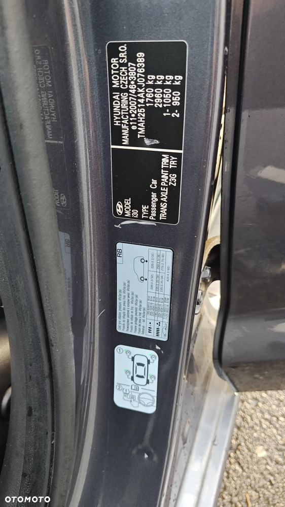 Hyundai i30 1.4 Classic + - 36
