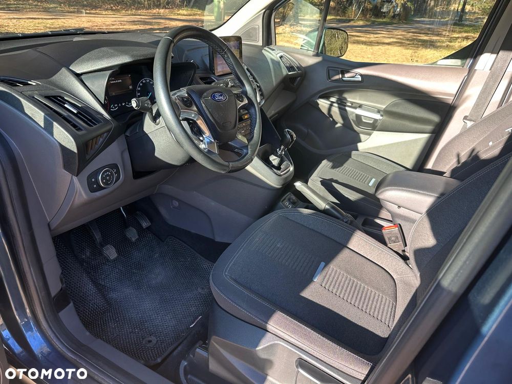 Ford Tourneo Connect Grand - 6