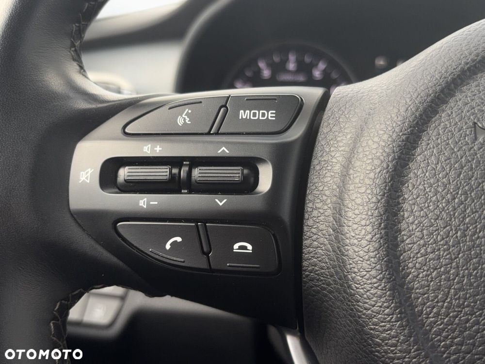 Kia Stonic - 18
