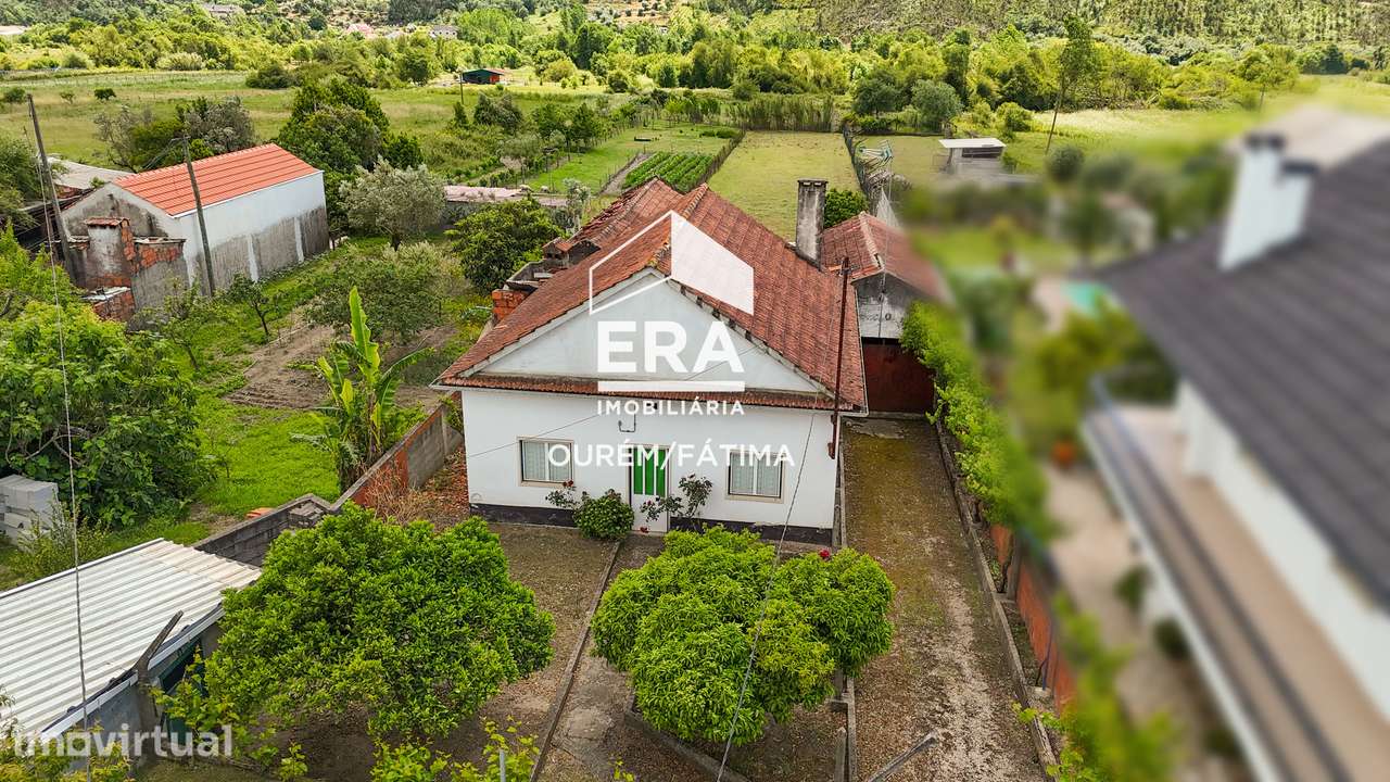 Moradia T3 na periferia de Caxarias - Grande imagem: 2/27