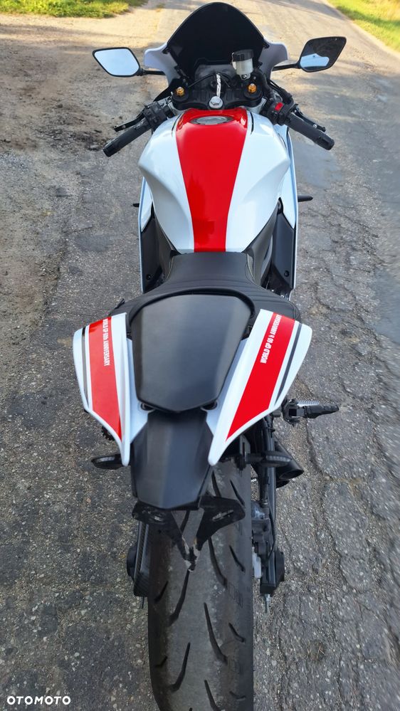 Yamaha R7 - 37
