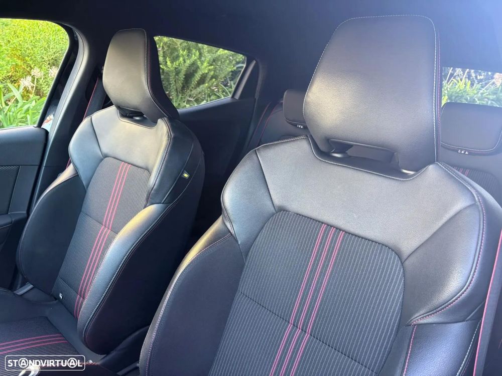 Renault Clio 1.0 TCe RS Line - 32