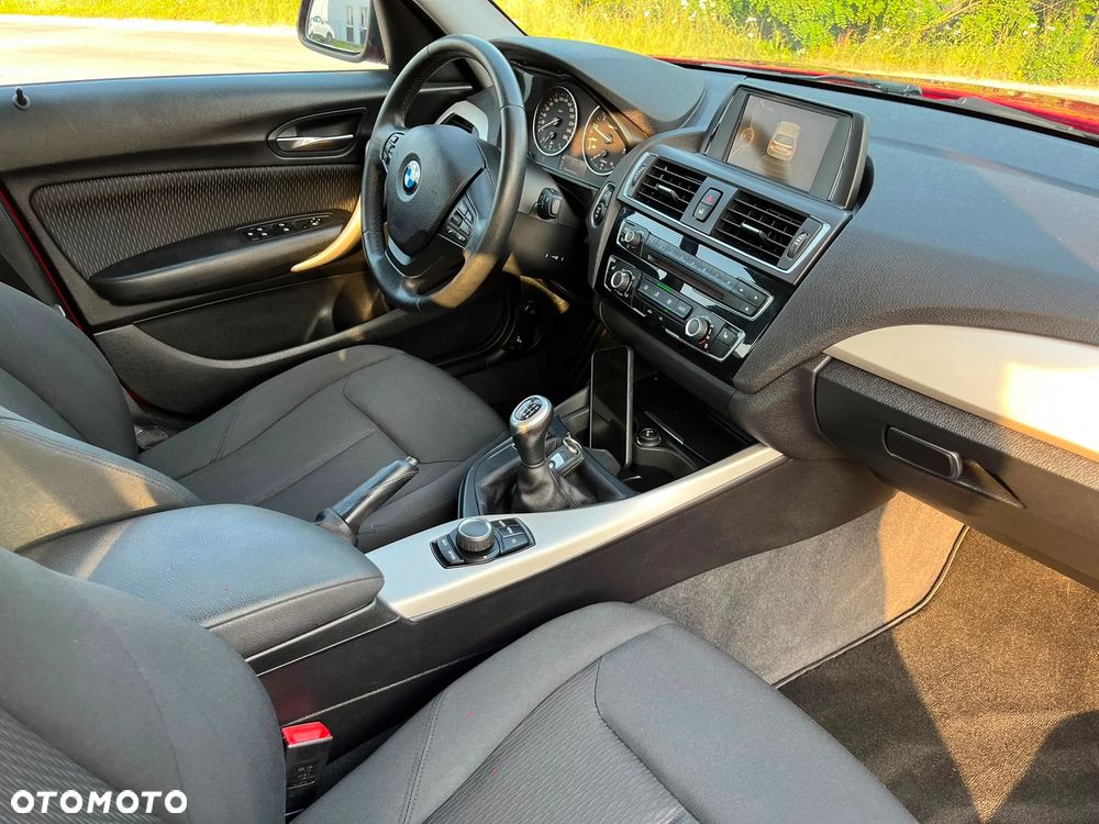 BMW Seria 1 118i Edition Metropolitan - 15