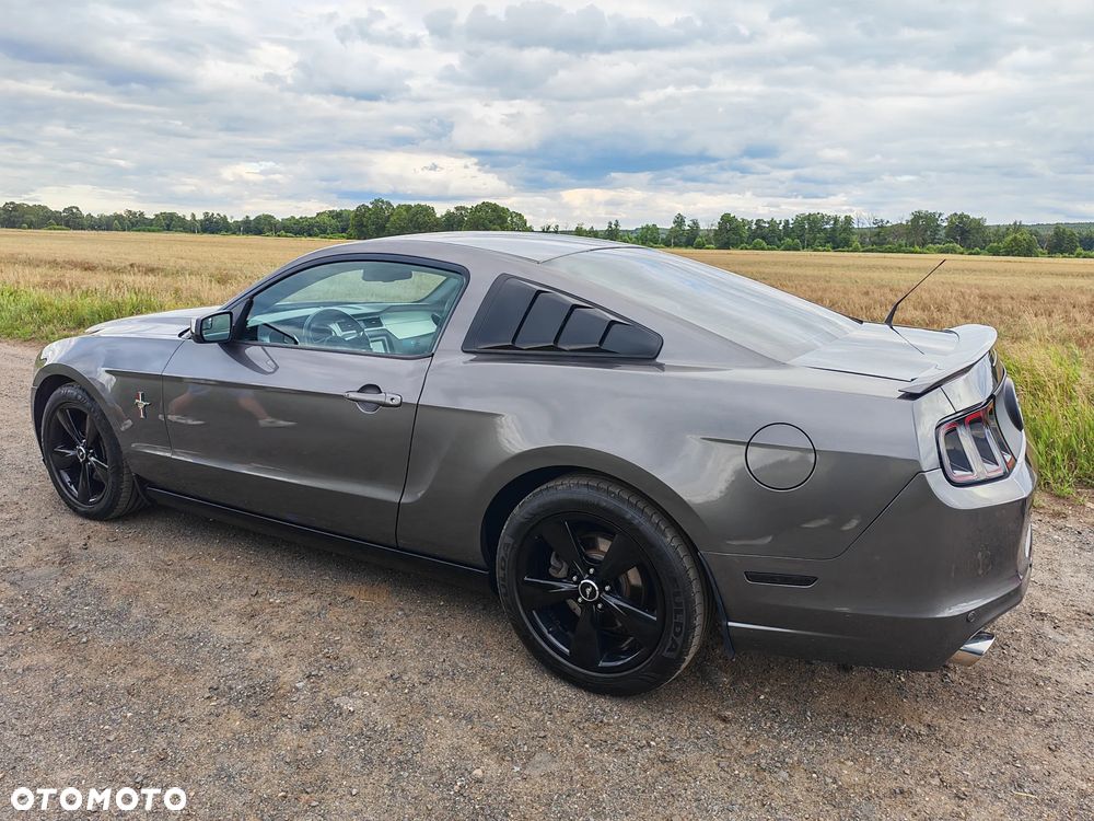 Ford Mustang 3.7 V6 - 4