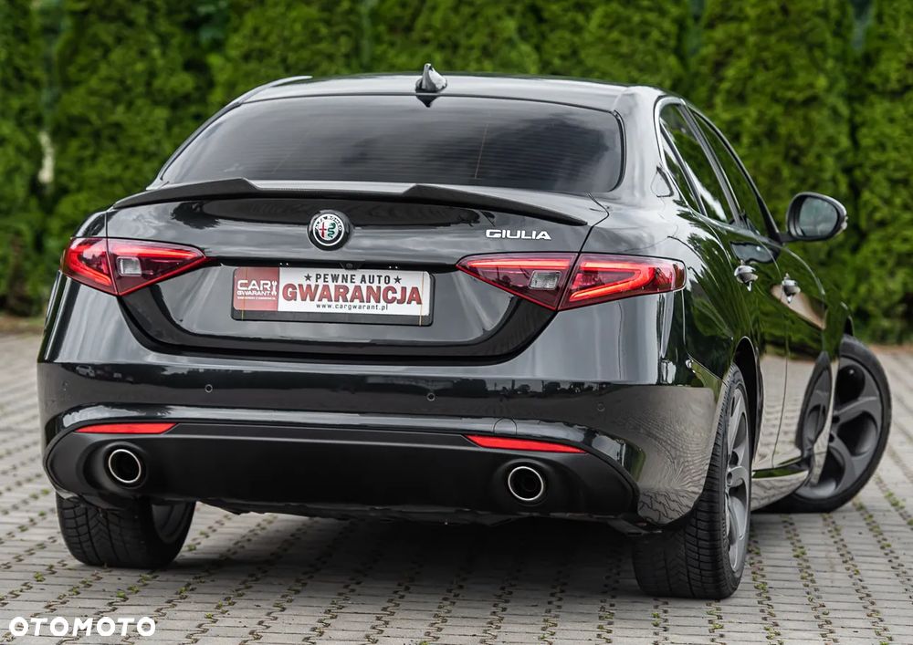 Alfa Romeo Giulia 2.2 Super - 3