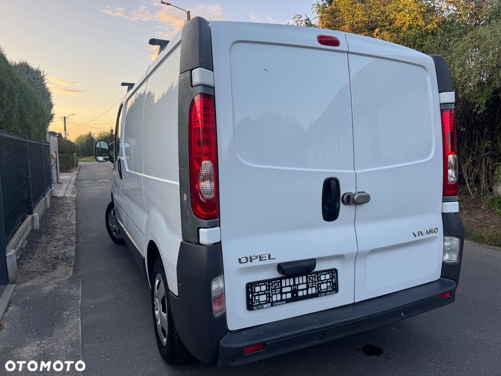 Opel Vivaro - 13