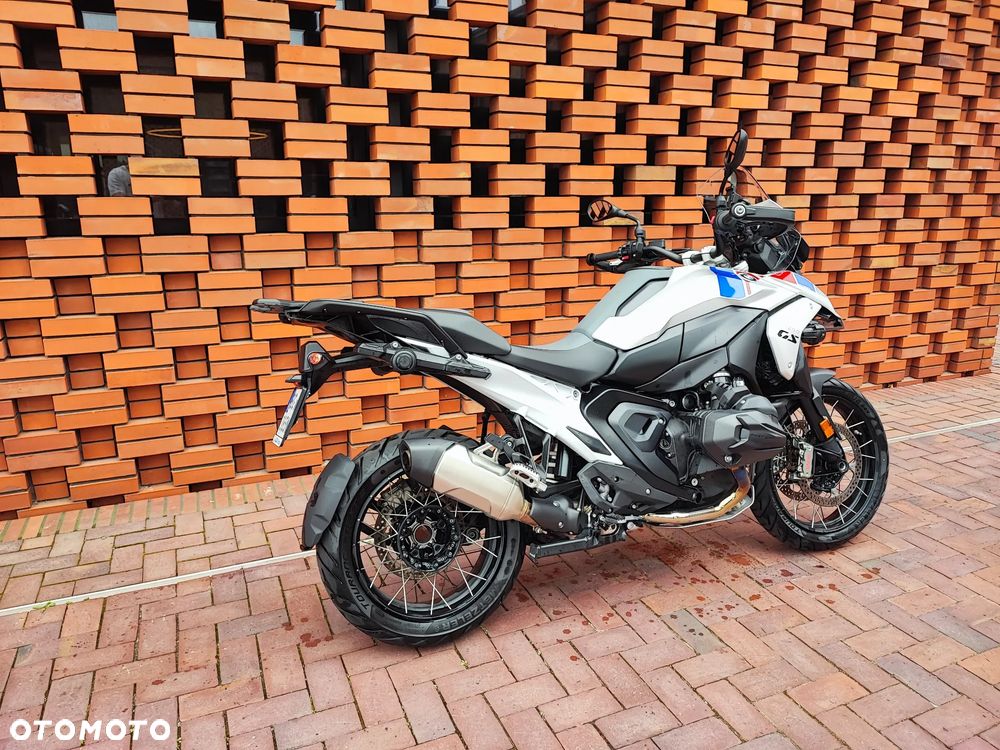 BMW R - 7